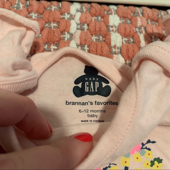 (8 for $20) 💛Baby Girl Onesies - Picture 3 of 4